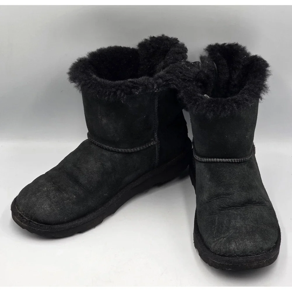 UGG good mini